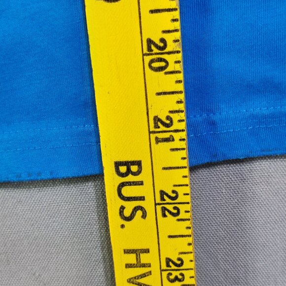 Puma short sleeve T-shirt boys size M (10-12) blue with silver and white graphic - Picture 10 of 10